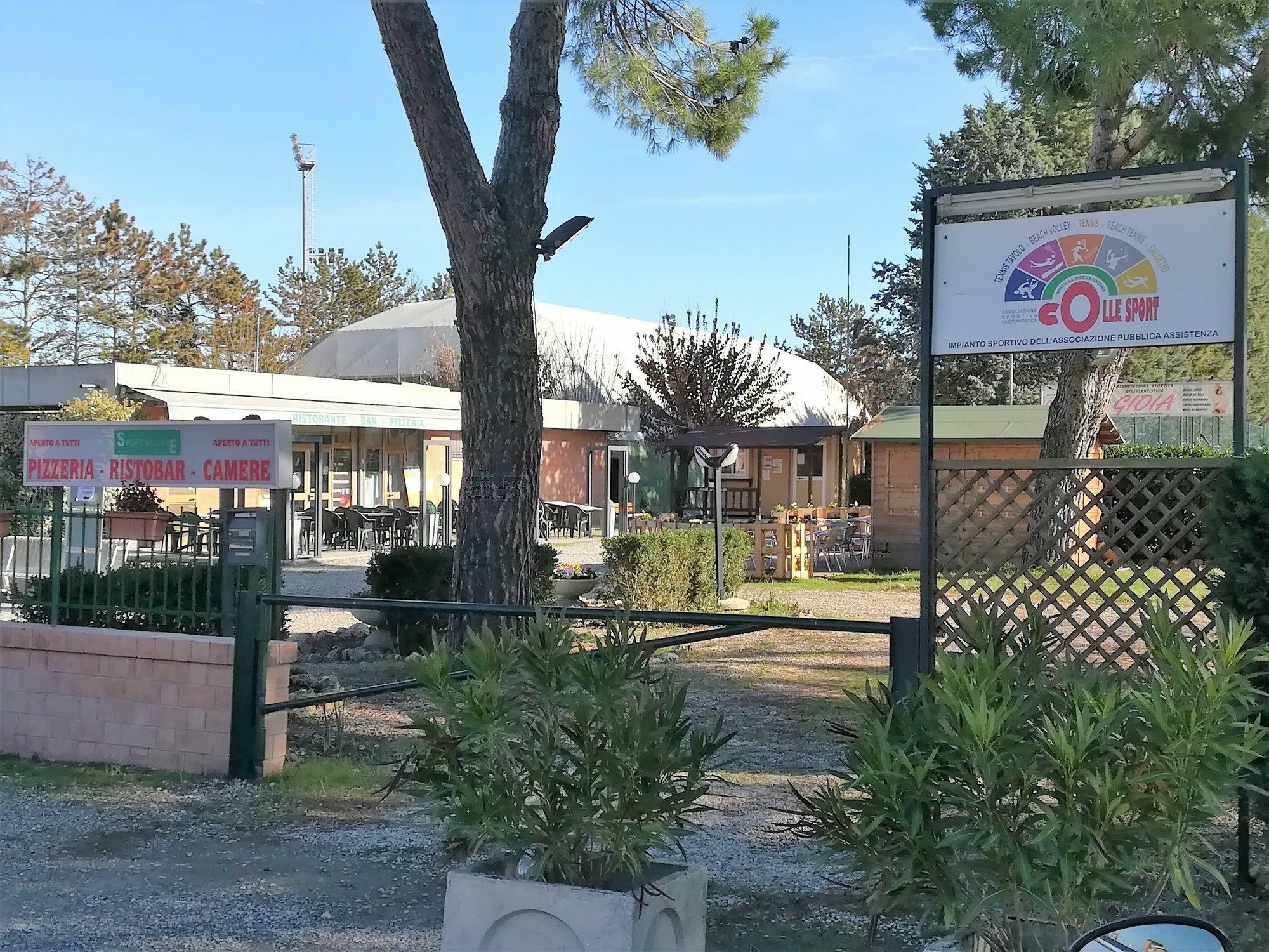 Sport Village La Badia Colle Val D'Elsa Exterior foto